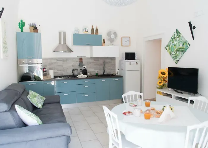 Casa Bianca * ג'ובינאצו